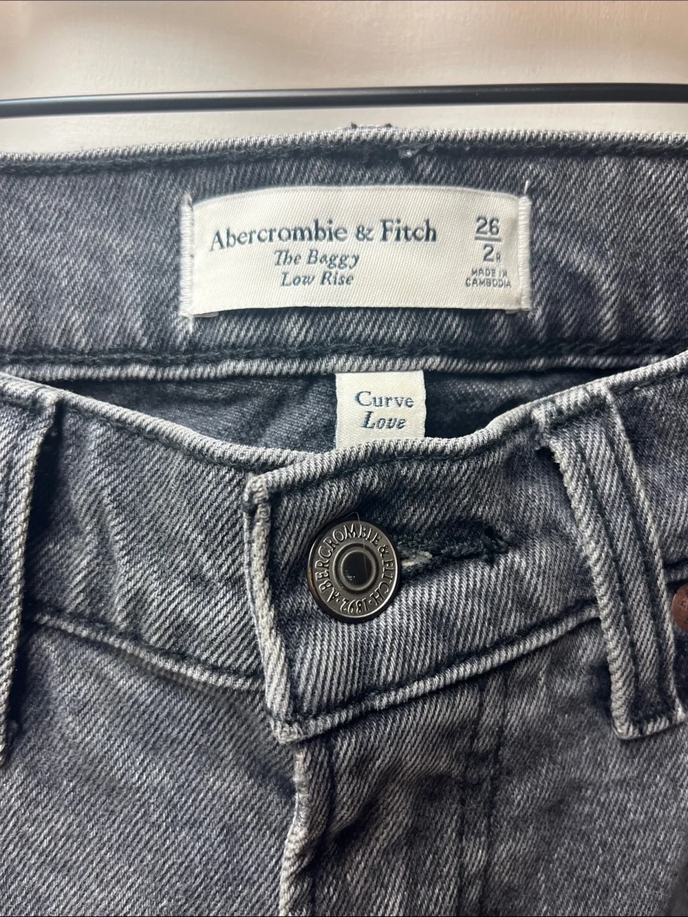 Abercrombie and Fitch Gray Black Curve Love Low Rise Baggy Jean- 26 - Picture 5 of 6